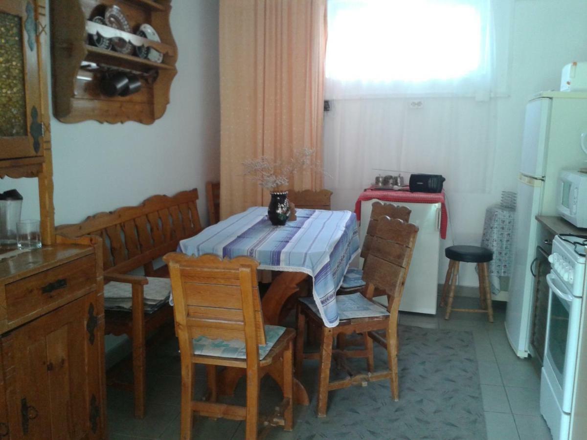 Sarkadi Apartman Гайдусобосло Екстер'єр фото
