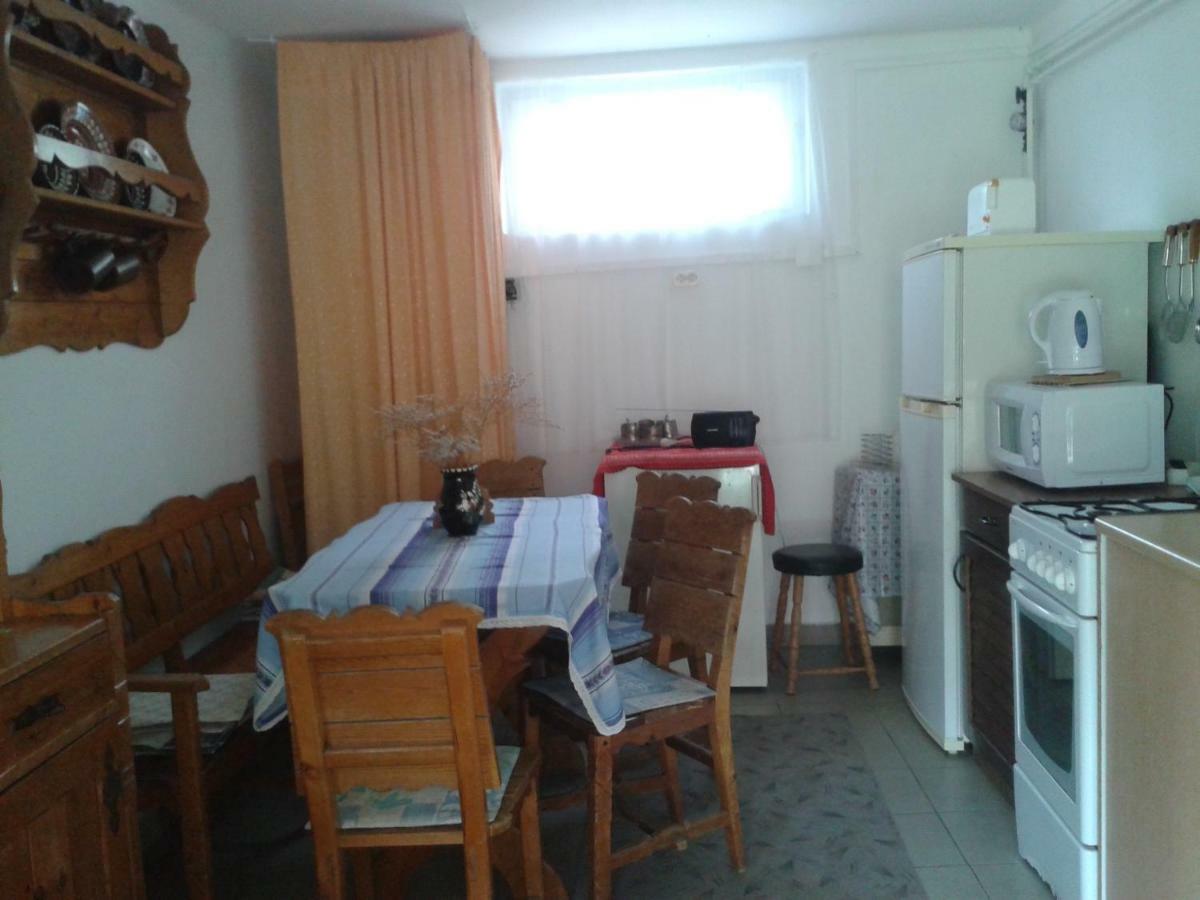 Sarkadi Apartman Гайдусобосло Екстер'єр фото