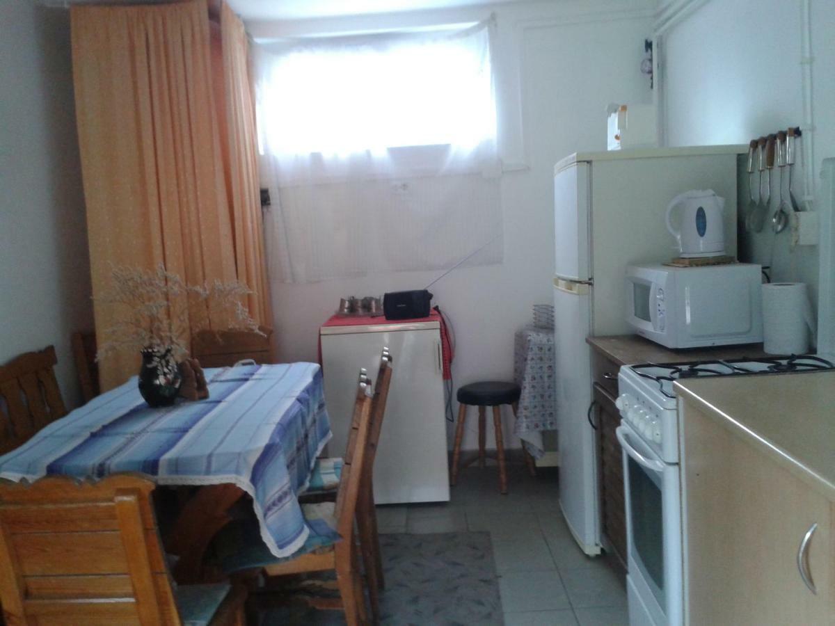 Sarkadi Apartman Гайдусобосло Екстер'єр фото